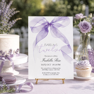 Invitation anniversaire avec un nœud aquarelle vio
