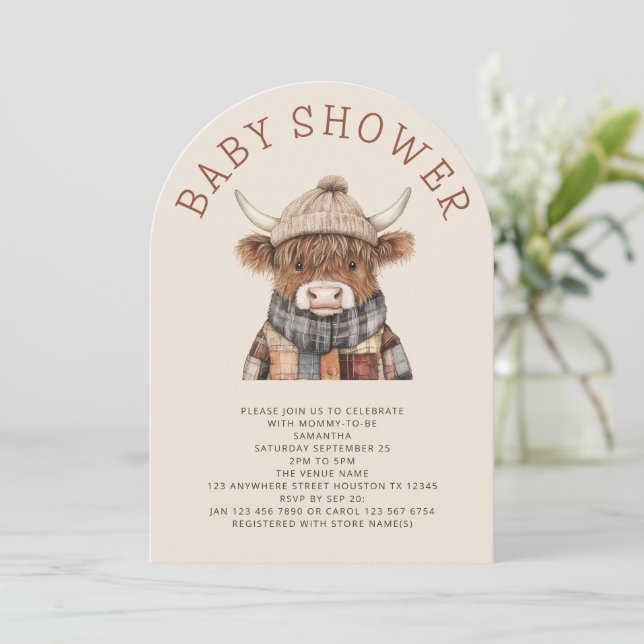 Invitation Arc de Baby shower de Crème de Vache de Highland (Debout devant)