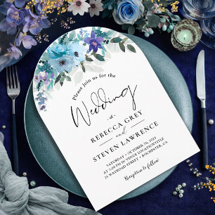 Invitation Arc de mariage chic floral poussiéreux bleu violet