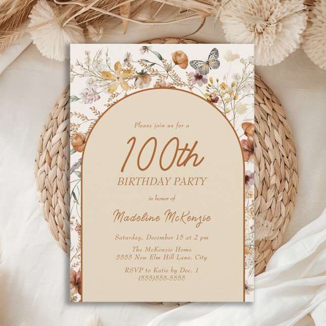 Invitation Arche de fleurs sauvages bohème pour 100e annivers (Boho wildflowers and arch 100th birthday party invitation for women.)