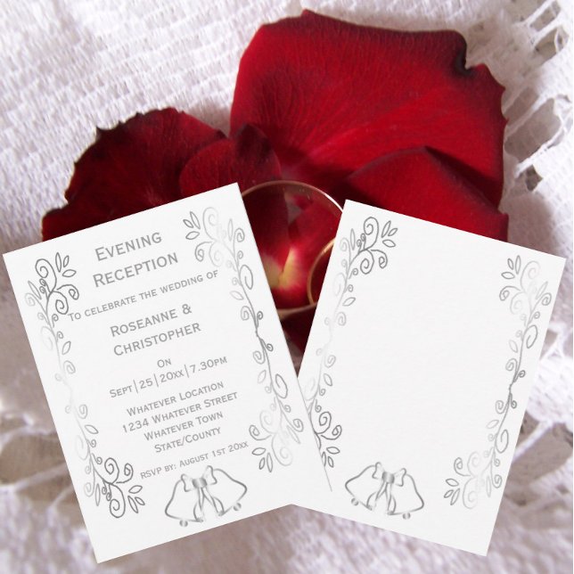Invitation Argent Scrollwork Mariage Réception (Silver wedding reception invitation bells and scrollwork design)