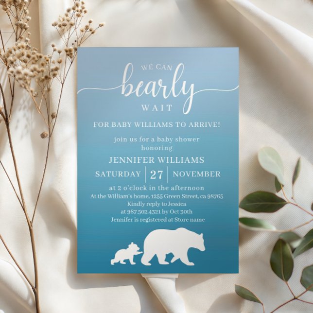 Invitation Attendez à peine le dégradé bleu Baby Shower (Créateur téléchargé)