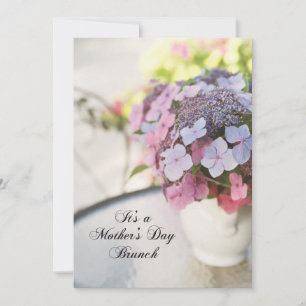 Invitation au brunch de la fête des mères avec des