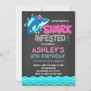 Invitation avec le mot carte d'ardoise requin