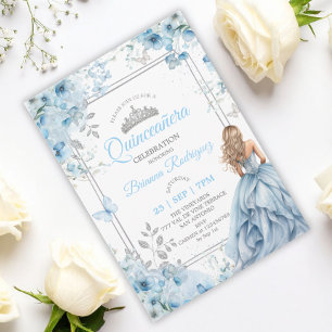 Invitation Baby Blue et papillon floral argenté Quinceañera