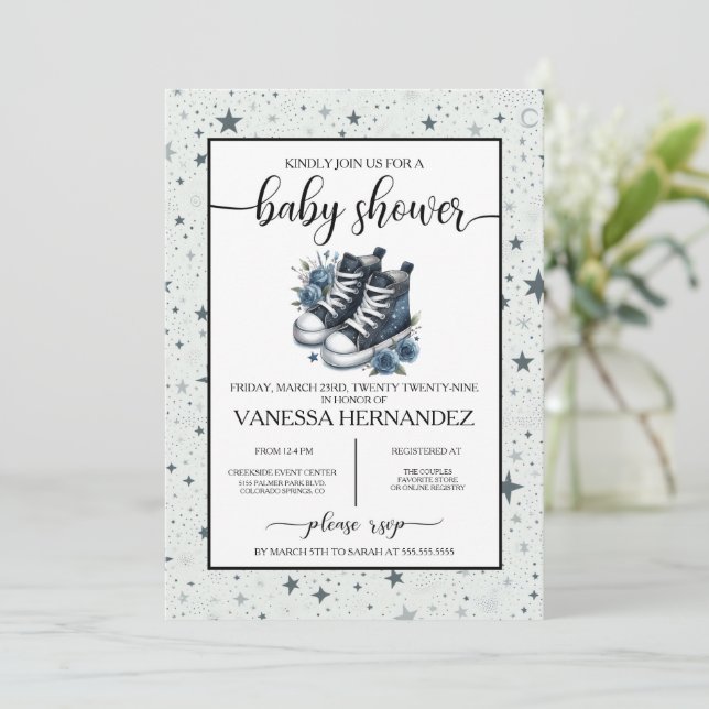 Invitation Baby shower Blue Baby High Tops de Navy (Debout devant)