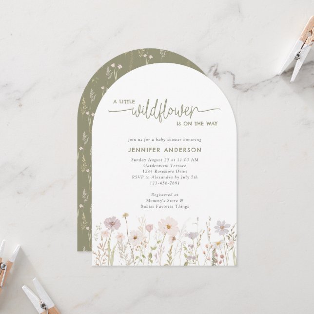 Invitation Baby shower Floral Fleur sauvage Vert Aquarelle (Devant/Arrière en situation)