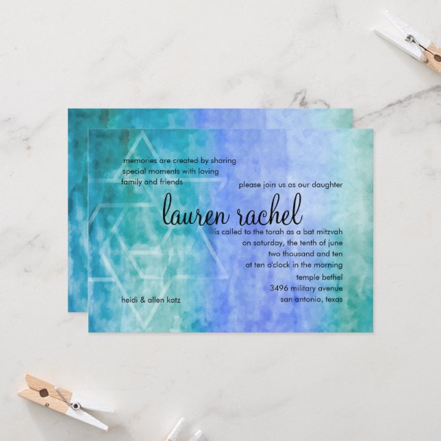Invitation Bat mitzvah aquarelle Streaks Blue Star de David (Devant/Arrière en situation)
