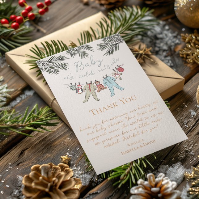 Invitation Bébé son Baby shower froid à l'extérieur de l'hive (Baby It's Cold Outside Winter Baby Shower Thank You Card. Hand Drawn Xmas Baby Pajamas & Pine Leaves)