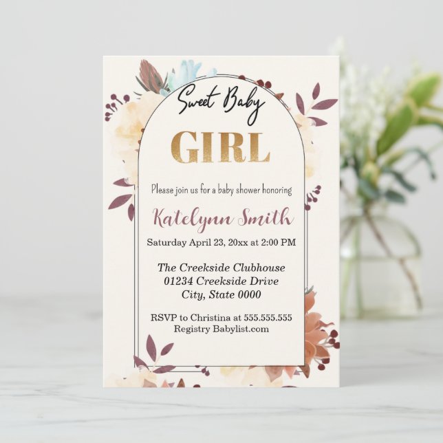 Invitation Beige Floral élégant baby shower bébé doux (Debout devant)