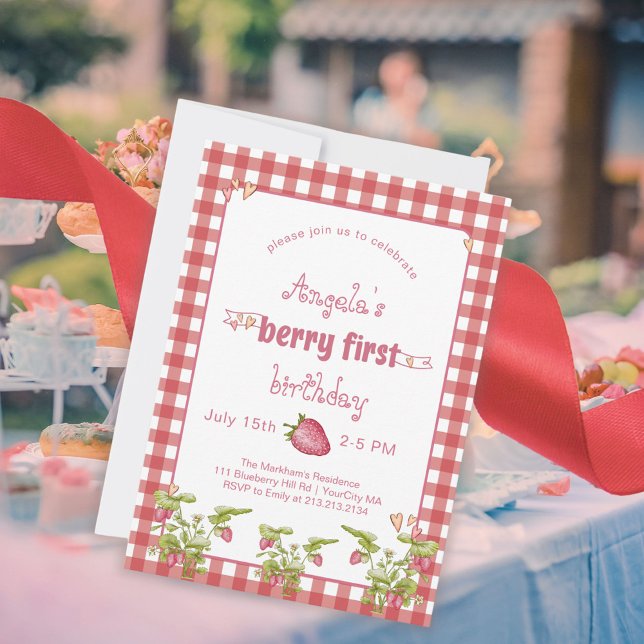 Invitation Berry fraise Premier anniversaire (Strawberry themed 1st birthday. Cute portrait of your baby on the reverse, country gingham + fruit )