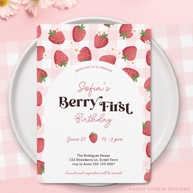 Invitation Berry Premier anniversaire 1er anniversaire Invita (Invite shown in 5 x 7 inches size with rounded corners. Personalize size, paper and, corner style)