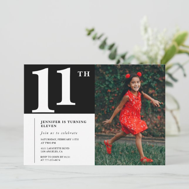 Invitation Black 11e anniversaire Chic Girls Photo (Debout devant)