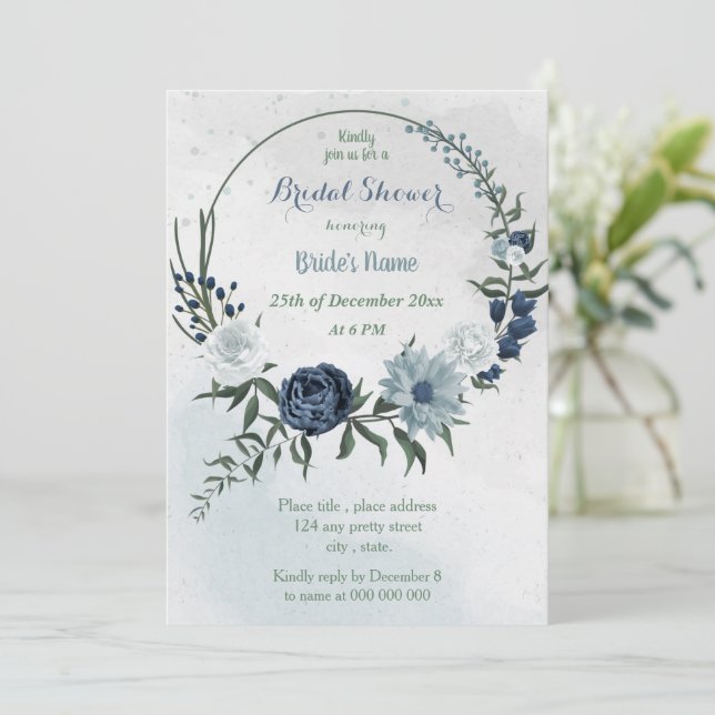 Invitation blanc & bleu vert fleurie couronnes douche nuptial (Debout devant)
