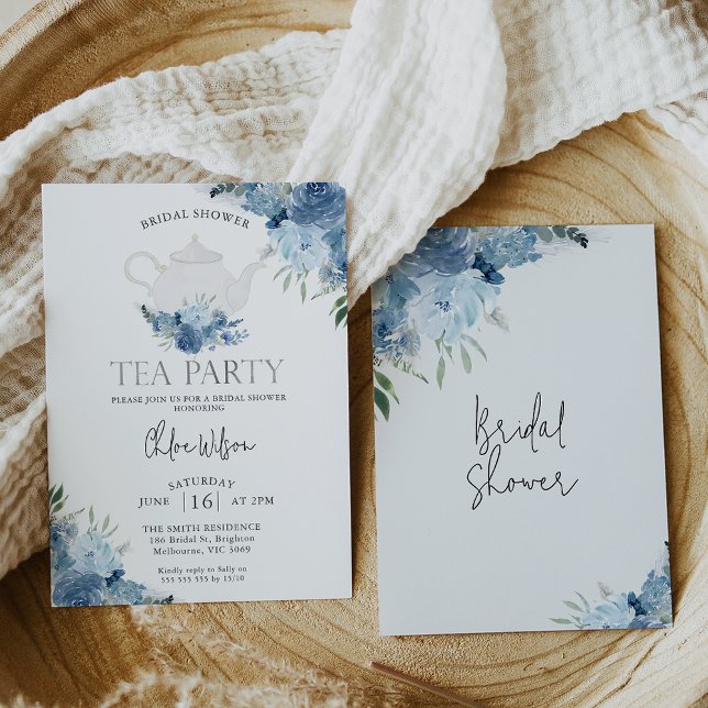 Invitation Blue Boho Floral Tea Party Fête des mariées (Blue boho floral tea party bridal shower invitation featuring a white teapot.)