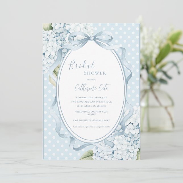 Invitation Blue Floral Hydrangeas Whimsical Bridal Shower  (Debout devant)
