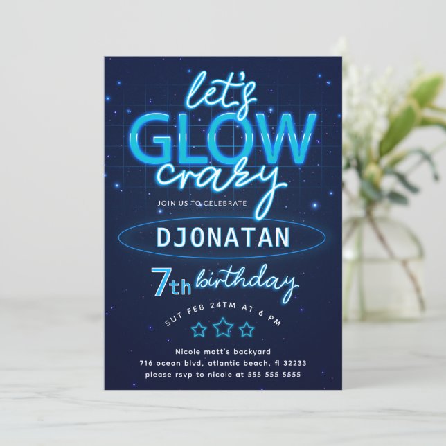 Invitation Blue Neon fête d'anniversaire Faisons de la lueur  (Debout devant)