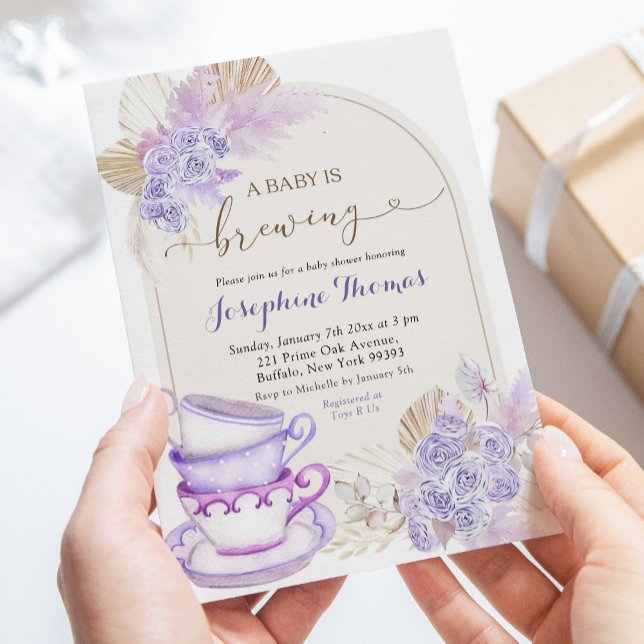 Invitation Boho Purple Lilac Floral Baby est en train de bras (Créateur téléchargé)