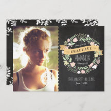 Boho rustique Wreath Chalkboard Graduation Photo