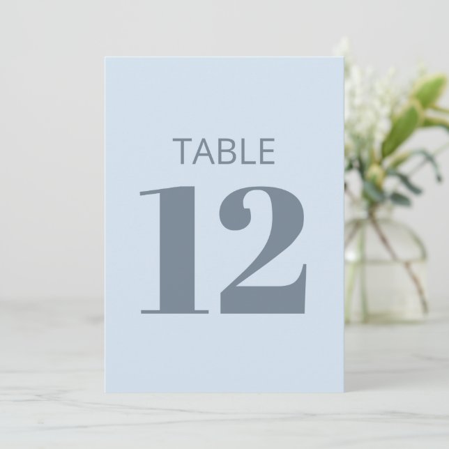 Invitation Bold Cool Soft Light Blue Modern Table Number Sign (Debout devant)