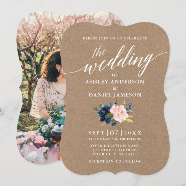 Invitation Calligraphie bleu rose Floral Mariage Kraft Photo (Devant / Derrière)