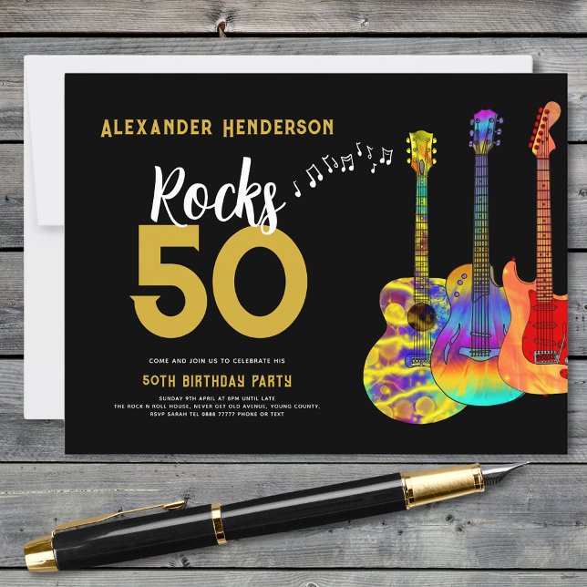 Invitation Carte Postale 50e Anniversaire Fête Musique Guitare Rocks 50 (Rock and roll black and gold 50th birthday party budget postcard invitation with funky guitars)