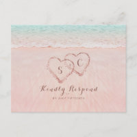 Coeurs roses dans le mariage de plage de sable RSV