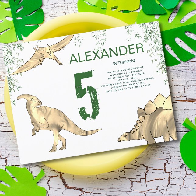 Invitation Carte Postale Dinosaur Jungle 5ème anniversaire budget de la fêt (Dinosaur jungle 5th birthday party budget invitation stegosaurus pterodactyl parasaurolophus)