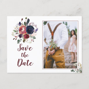 Invitation Carte Postale Elégant Boho Bourgogne et Mariage floral bleu mari