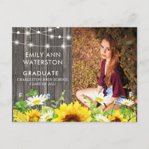 Invitation Carte Postale Fête de graduation photo Rustic Wood & String Ligh