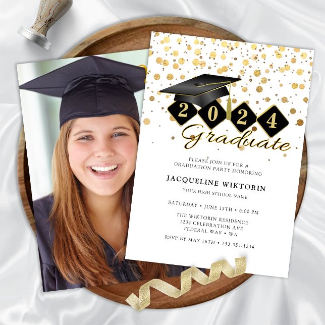Invitation Casquette de graduation classique Black Gold Photo (Classic Graduation Cap Black Gold Photo Invitation)