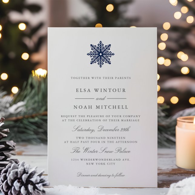 Invitation Chic Navy Blue Snowflake Hiver Mariage officiel (Créateur téléchargé)
