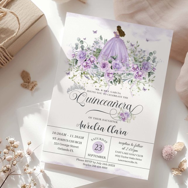 Invitation Chic Violet Lilac Floral Robe Fille Quinceañera XV (Créateur téléchargé)