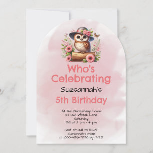 Invitation Chouette Mignonne Portant un Chapeau Assise sur un