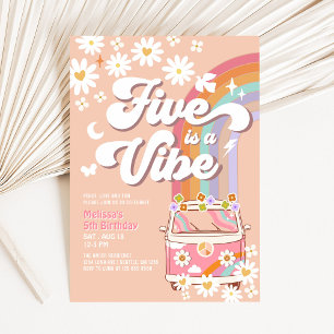 Invitation Cinq est une ambiance groovy hippie anniversaire D