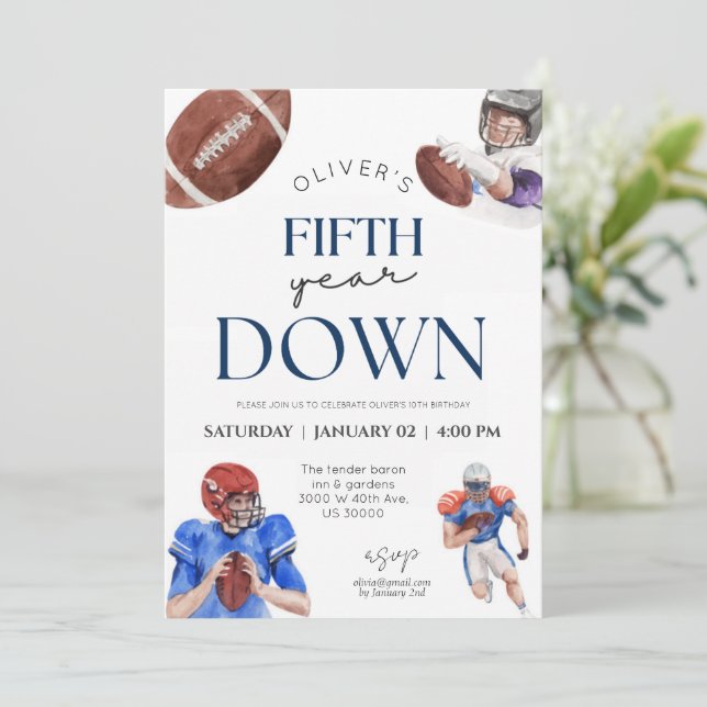 Invitation Cinquième année bas football thème garçon 5e anniv (Debout devant)