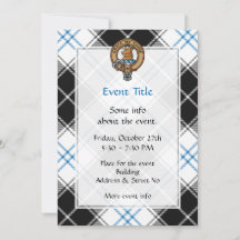 Clan Forbes Crest sur la robe Tartan