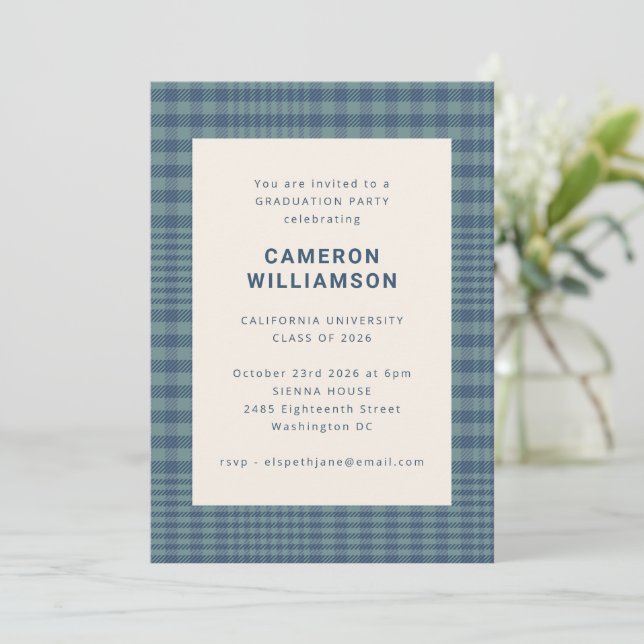 Invitation Classic Blue Glen Plaid Simple Stylish Graduation (Debout devant)
