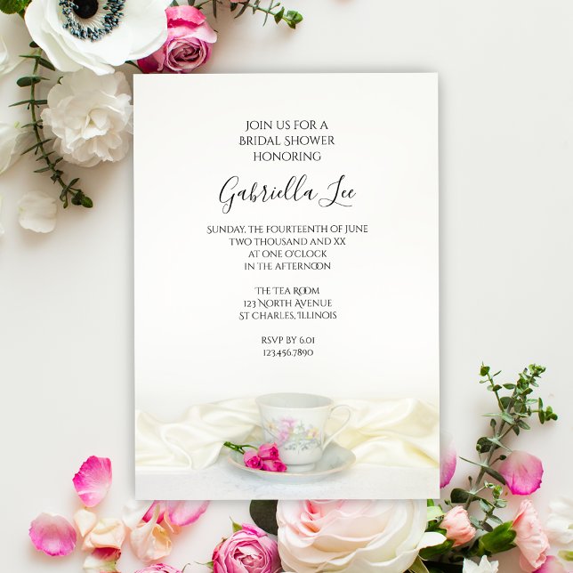 Invitation Coupe de thé florale avec Fête des mariées de rose (Créateur téléchargé)