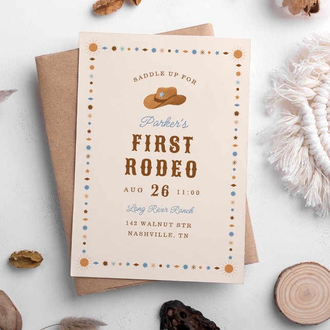 Invitation Cowboy Western Premier Rodéo fête d'anniversaire ("First Rodeo" 1st birthday party invitation with cute cowboy hat and Western pattern.)