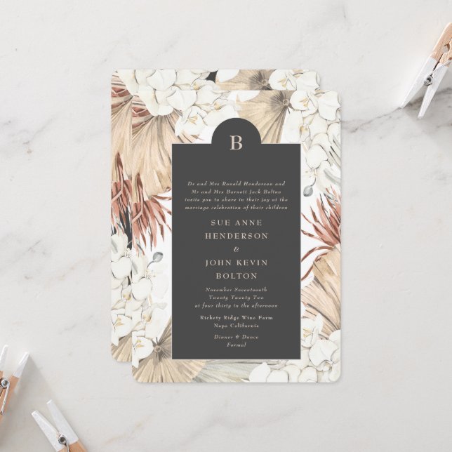 Invitation Crème de charbon de bois Pampas Wreath Floral Mari (Devant/Arrière en situation)