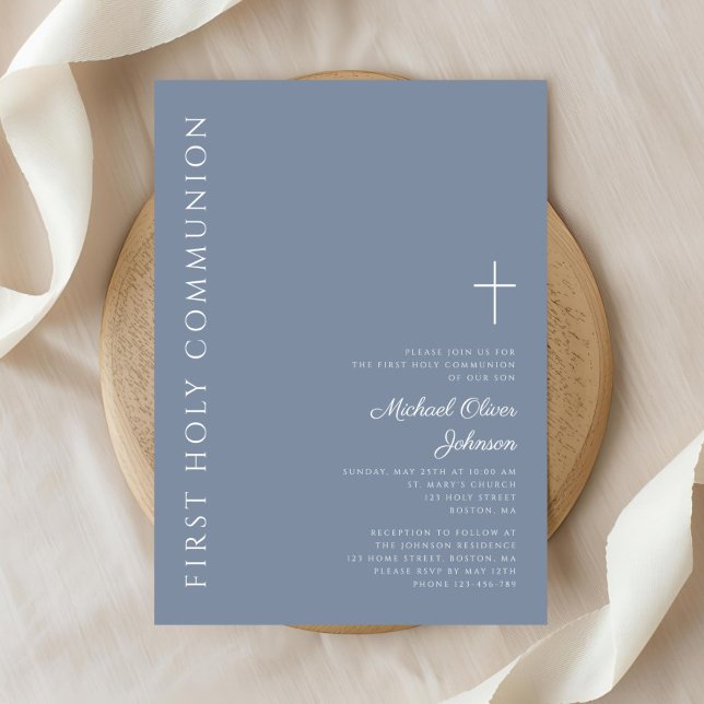 Invitation Croix Bleue Dusty moderne Première communion saint (Modern Dusty Blue Cross First Holy Communion Invitation)