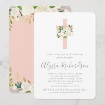 Croix rose pâle et fleurs blanches | Baptême de fi