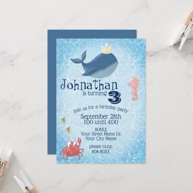 Invitation Cute Under the Sea Whale with Crown (Devant/Arrière en situation)