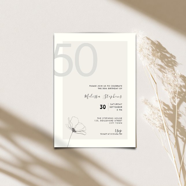 Invitation d'anniversaire 50 ans Moderne - Style M (Elegant 50th birthday invitation for woman with hand drawn flower.)