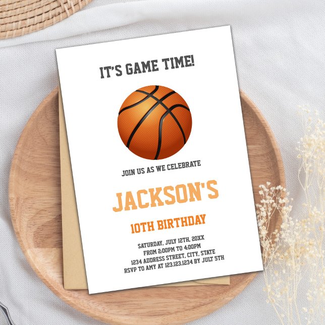 Invitation d'anniversaire de basket minimaliste (Basketball Ball White Invitations)