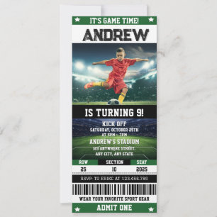 Invitation d'anniversaire de billet de football pe