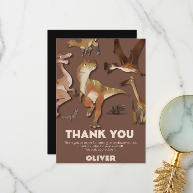 Invitation d'anniversaire de garçon dinosaure tout (Devant/Arrière en situation)