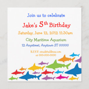 Invitation d'anniversaire de requins de couleur