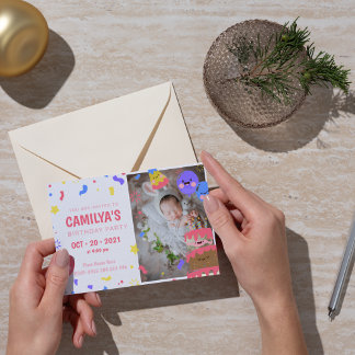 Invitation d'anniversaire mignonne et magique avec